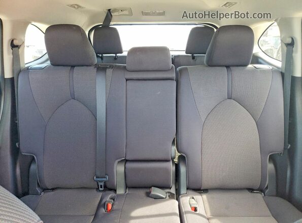 5TDKDRAH3PS502868 2023 TOYOTA HIGHLANDER Silver Вид задніх сидінь