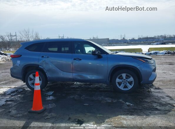 5TDKDRBH1PS017384 2023 TOYOTA LE Blue Вид задньої частини салону