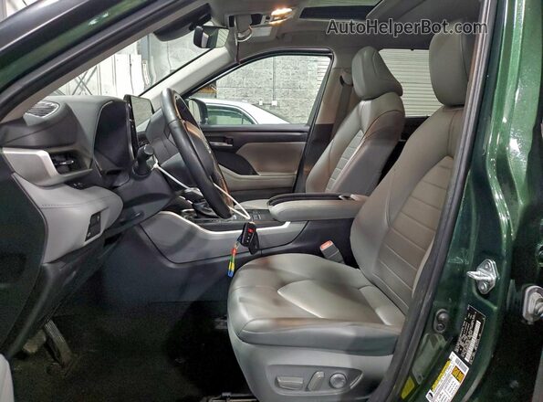5TDKDRBH1PS506884 2023 TOYOTA HIGHLANDER Зеленый Вид салона спереди