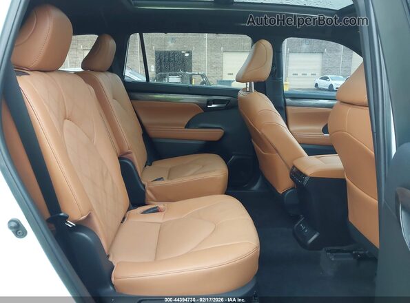 5TDKDRBH7PS516092 2023 TOYOTA HIGHLANDER Белый Вид наклейки с VIN-кодом