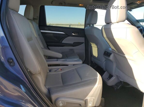 5TDKKRFH2GS148209 2016 TOYOTA HIGHLANDER Синий Вид задней части салона