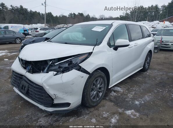 5TDKRKEC6SS239310 2025 TOYOTA LE Белый Передняя левая четверть