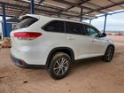 2019 Toyota Highlander Se White vin: 5TDKZRFH9KS568344