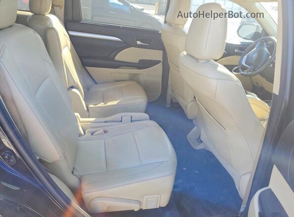 5TDKZRFHXHS523700 2017 TOYOTA HIGHLANDER Черный Вид задней части салона