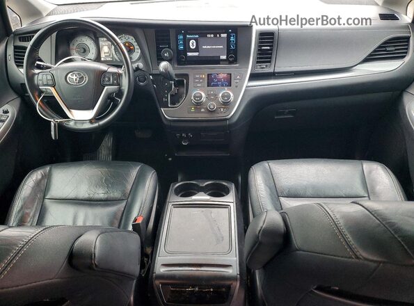 5TDXK3DC1GS711339 2016 TOYOTA SIENNA Серебряный Вид панели приборов