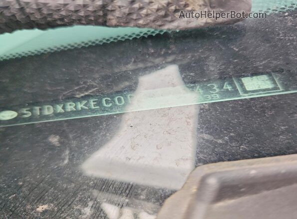 5TDXRKEC0PS170434 2023 TOYOTA SIENNA Silver VIN კოდის სტიკერის ხედი