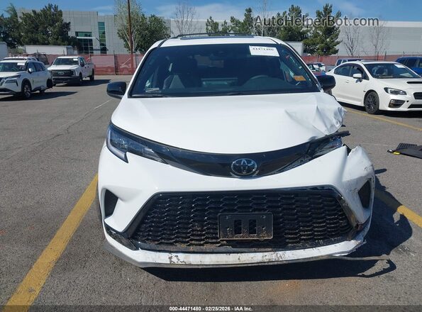 5TDXRKEC9TS297239 2026 TOYOTA SIENNA Белый Вид задней части салона