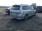 2018 Toyota Sienna Se 8 Passenger Silver vin: 5TDXZ3DC7JS919096