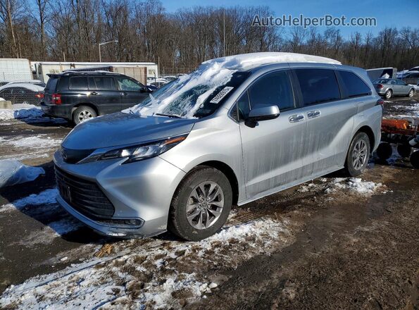 5TDYRKEC3PS157312 2023 TOYOTA SIENNA Серебряный Передняя левая четверть