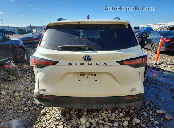 5TDYRKEC8MS056004 2021 TOYOTA SIENNA White Rear view