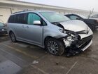 2020 Toyota Sienna Silver vin: 5TDYZ3DC0LS049733
