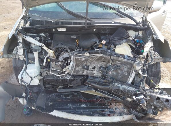5TDYZ3DC3HS889836 2017 TOYOTA LE Champagne Вид сзади