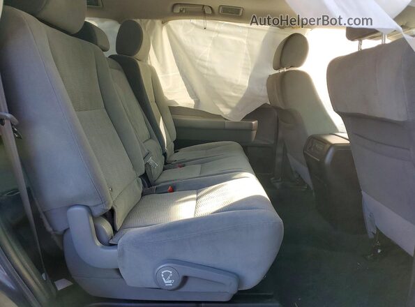 5TDZY5G12HS068465 2017 TOYOTA SEQUOIA Gray Widok wnętrza z tyłu