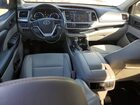 2019 Toyota Highlander Le Серый vin: 5TDZZRFH1KS308518