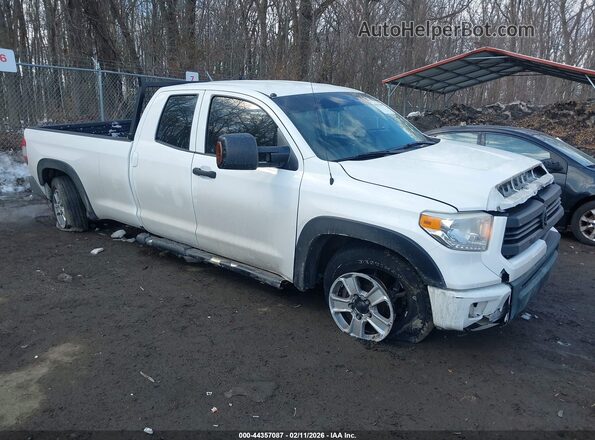 5TFCY5F1XGX020339 2016 TOYOTA TUNDRA Белый Передняя правая четверть