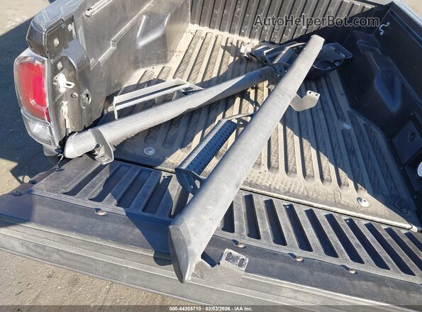 5TFCZ5AN0LX238131 2020 TOYOTA TACOMA 4WD Серый Вид щитка приборов