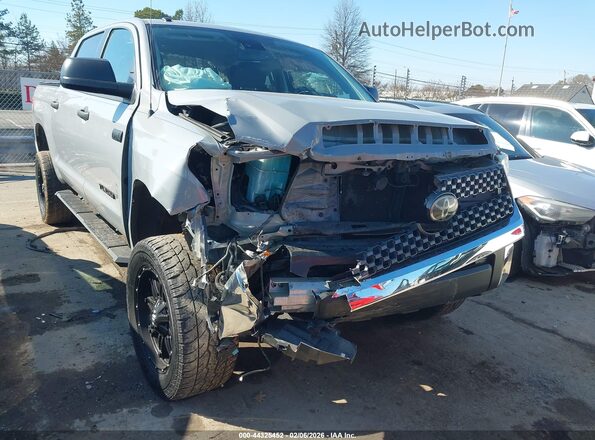 5TFDW5F10KX783618 2019 TOYOTA TUNDRA Серый Вид спереди