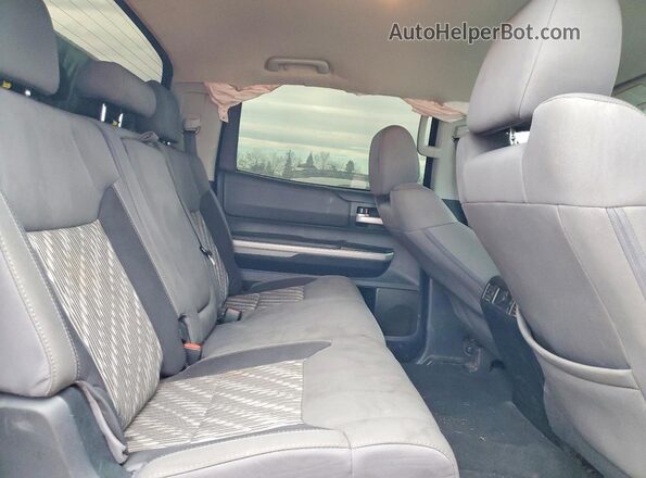 5TFDY5F12JX772712 2018 TOYOTA TUNDRA Угольный Вид задних сидений