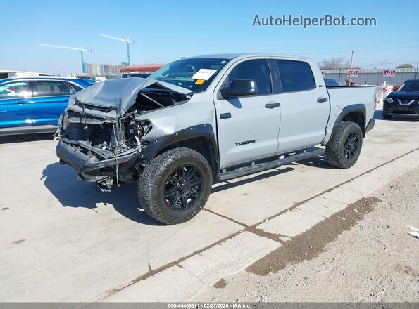 5TFEY5F14KX251223 2019 TOYOTA TUNDRA Gray Vista tres cuartos delantera izquierda