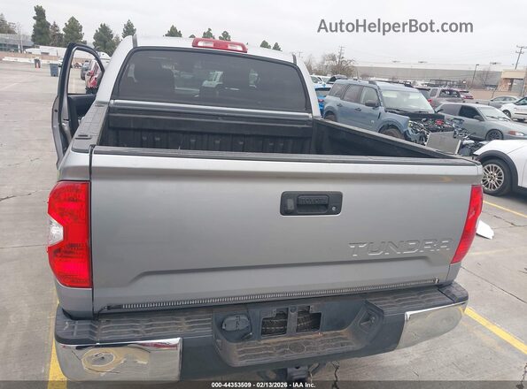 5TFEY5F1XHX221443 2017 TOYOTA TUNDRA Серый 