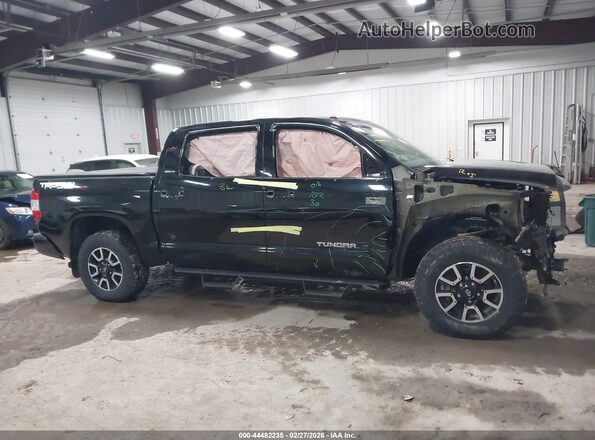 5TFHY5F17KX840036 2019 TOYOTA LIMITED Gray Widok wnętrza z tyłu