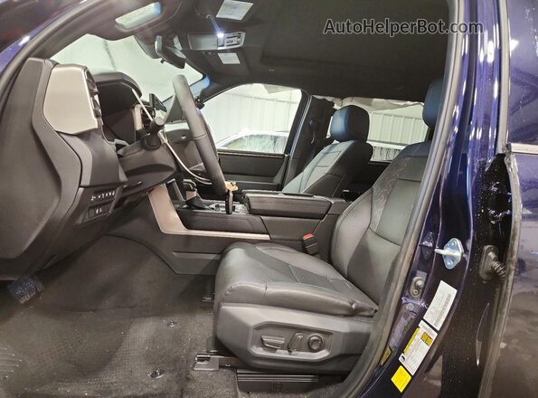 5TFJA5EC6SX048050 2025 TOYOTA LIMITED Синий Вид салона спереди