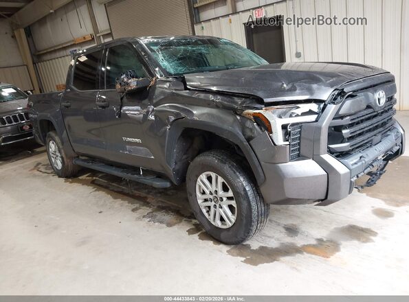 5TFLA5DB0NX014109 2022 TOYOTA TUNDRA Gray Delantero derecho