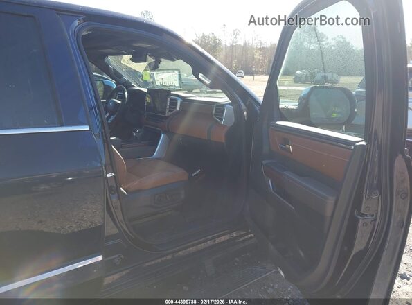 5TFMC5DB7SX094471 2025 TOYOTA TUNDRA HYBRID Синий Вид салона спереди