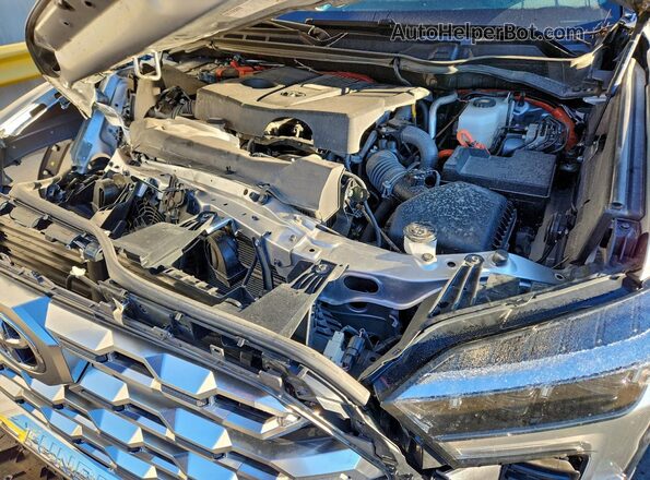 5TFMC5DB8SX091367 2025 TOYOTA TUNDRA Серебряный Вид задней части салона