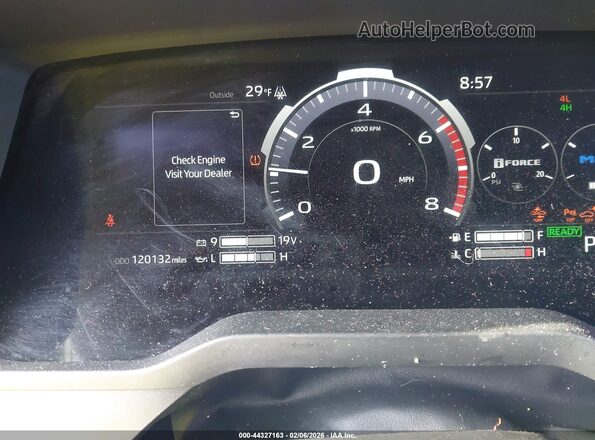 5TFNC5DB1PX027876 2023 TOYOTA TUNDRA HYBRID Red Widok tylnych siedzeń