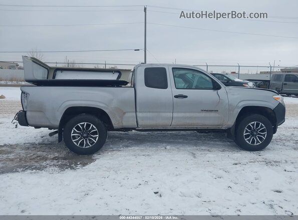5TFSX5EN8KX068952 2019 TOYOTA TACOMA Silver უკანა სალონის ხედი