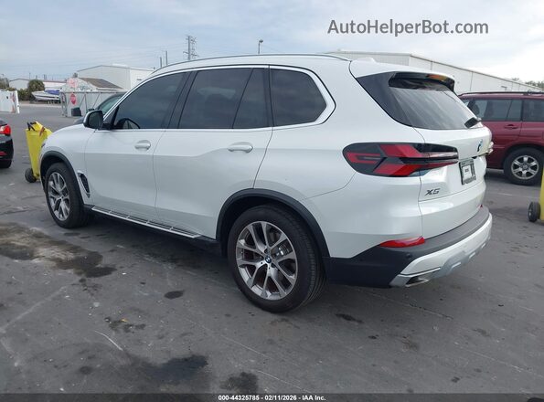 5UX13EU06R9V10220 2024 BMW X5 Белый Задняя левая четверть