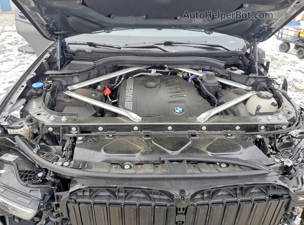 5UX23EM00S9Z20182 2025 BMW X7 Gray Вид підкапотного простору