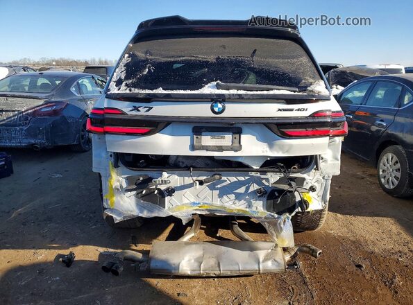 5UX23EM01S9Y89766 2025 BMW X7 White Widok z tyłu