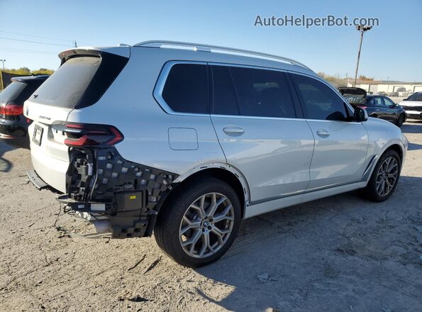 5UX23EM05P9R35316 2023 BMW X7 White Trasero derecho