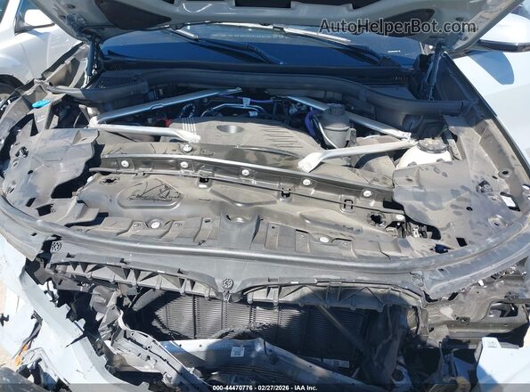 5UX23EM05S9X64950 2025 BMW X7 Gray Вид ззаду