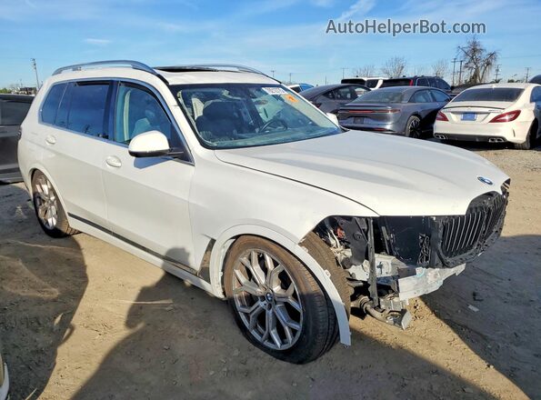 5UX23EM06P9R07377 2023 BMW X7 White Առջևի աջ