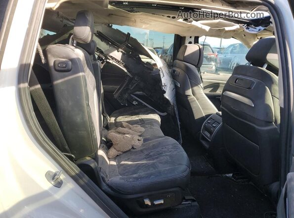 5UX23EM06P9R07377 2023 BMW X7 White Սալոնի հետևի տեսք