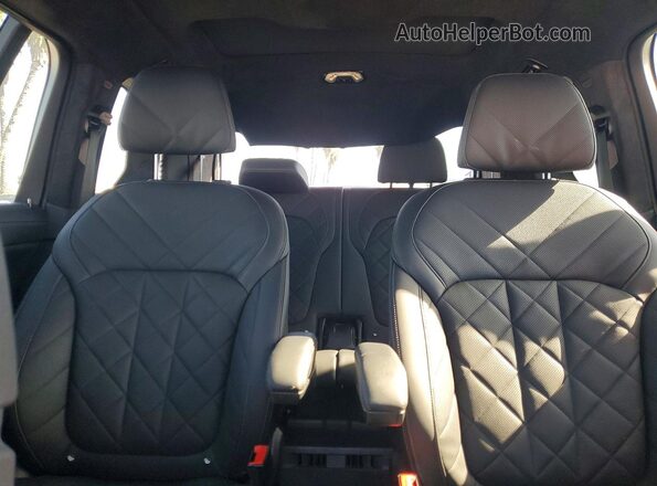 5UX23EM06P9R57826 2023 BMW X7 Black Вид задніх сидінь