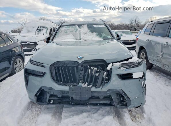 5UX23EM08P9P30735 2023 BMW X7 Silver Вид спереду