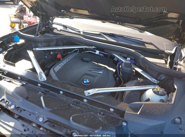 5UX23EM0XT9024585 2026 BMW X7 Черный Вид сзади