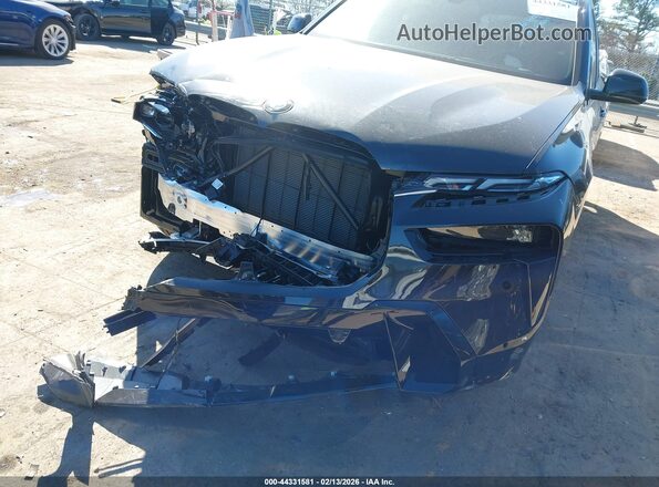 5UX23EM0XT9024585 2026 BMW X7 Черный 