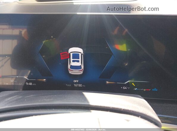 5UX23EM0XT9053505 2026 BMW X7 Белый Вид задних сидений