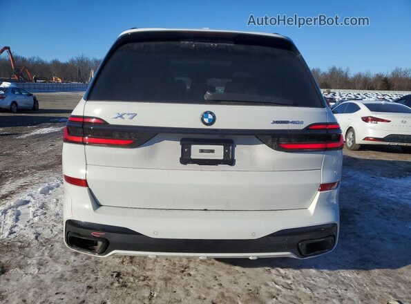 5UX23EM0XT9159100 2026 BMW X7 White Widok z tyłu