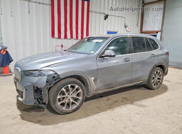 5UX23EU04R9V40191 2024 BMW X5 Серый Передняя левая четверть