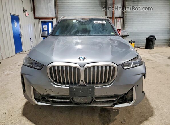 5UX23EU04R9V40191 2024 BMW X5 Серый Вид спереди