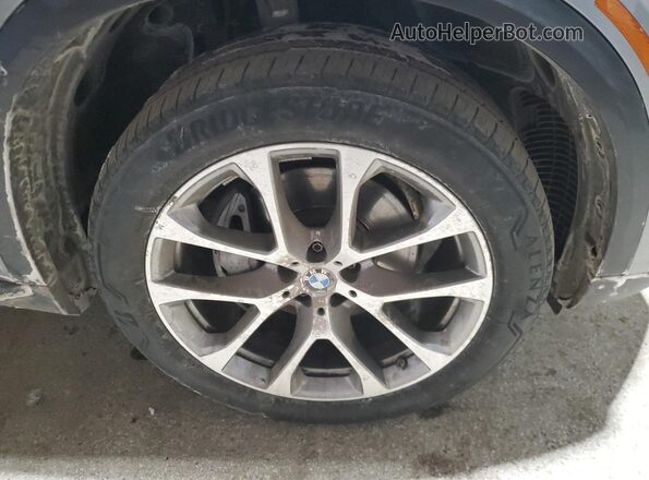 5UX23EU04R9V40191 2024 BMW X5 Серый 
