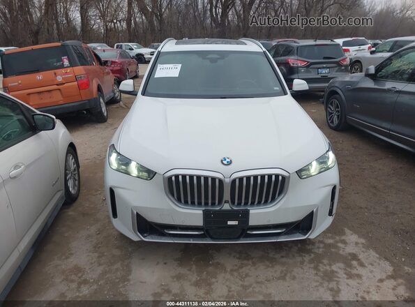 5UX23EU04T9048929 2026 BMW X5 Белый Вид щитка приборов