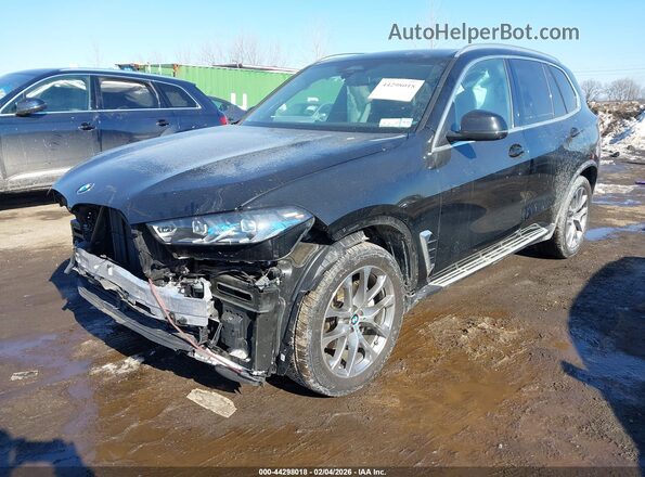 5UX23EU05S9X53429 2025 BMW X5 Черный Передняя левая четверть
