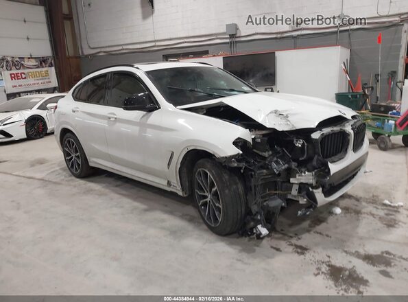 5UX2V5C01LLE69265 2020 BMW X4 White Przód prawy